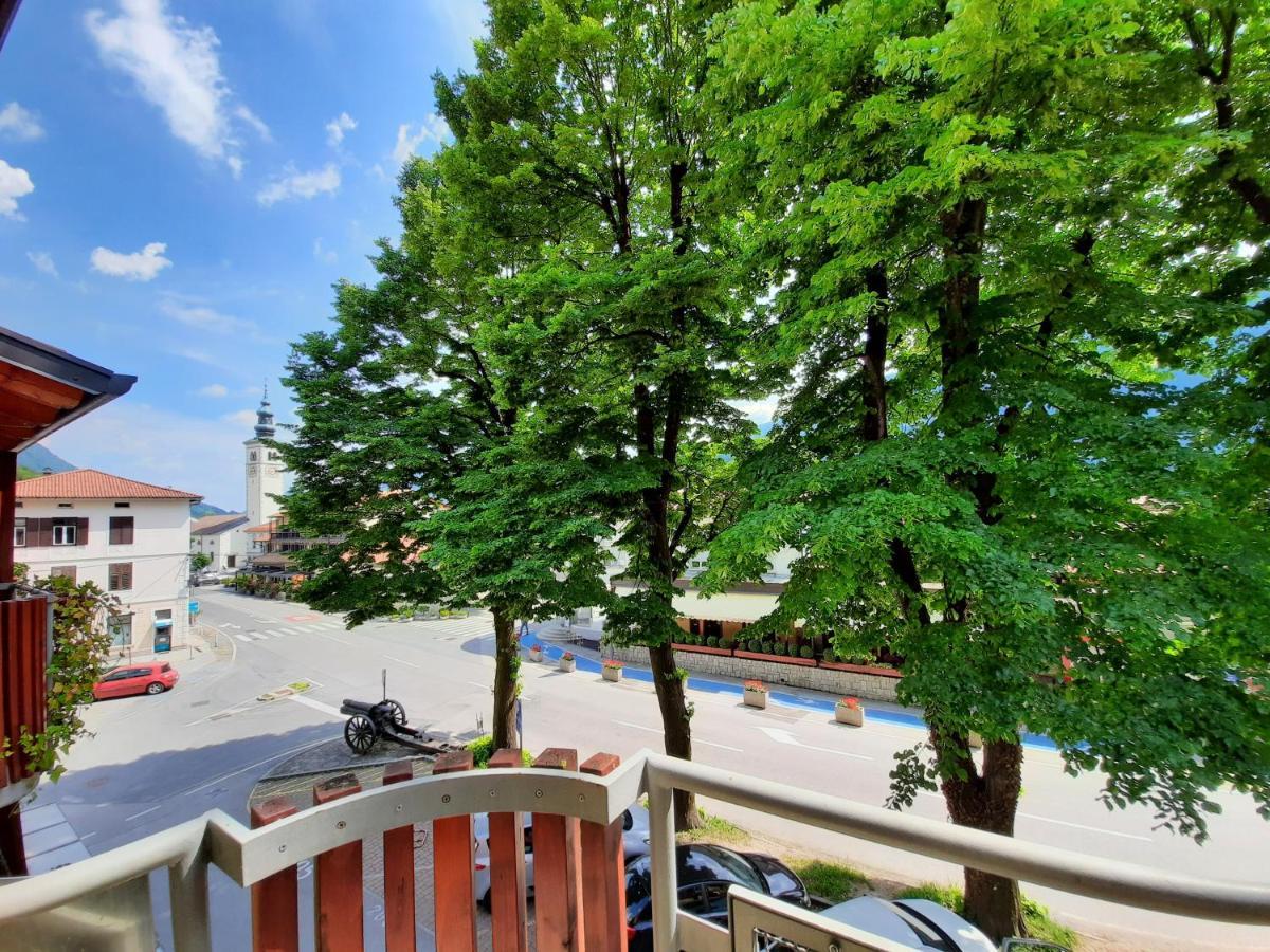Apartment Honey Bee With Sauna Kobarid Exterior foto
